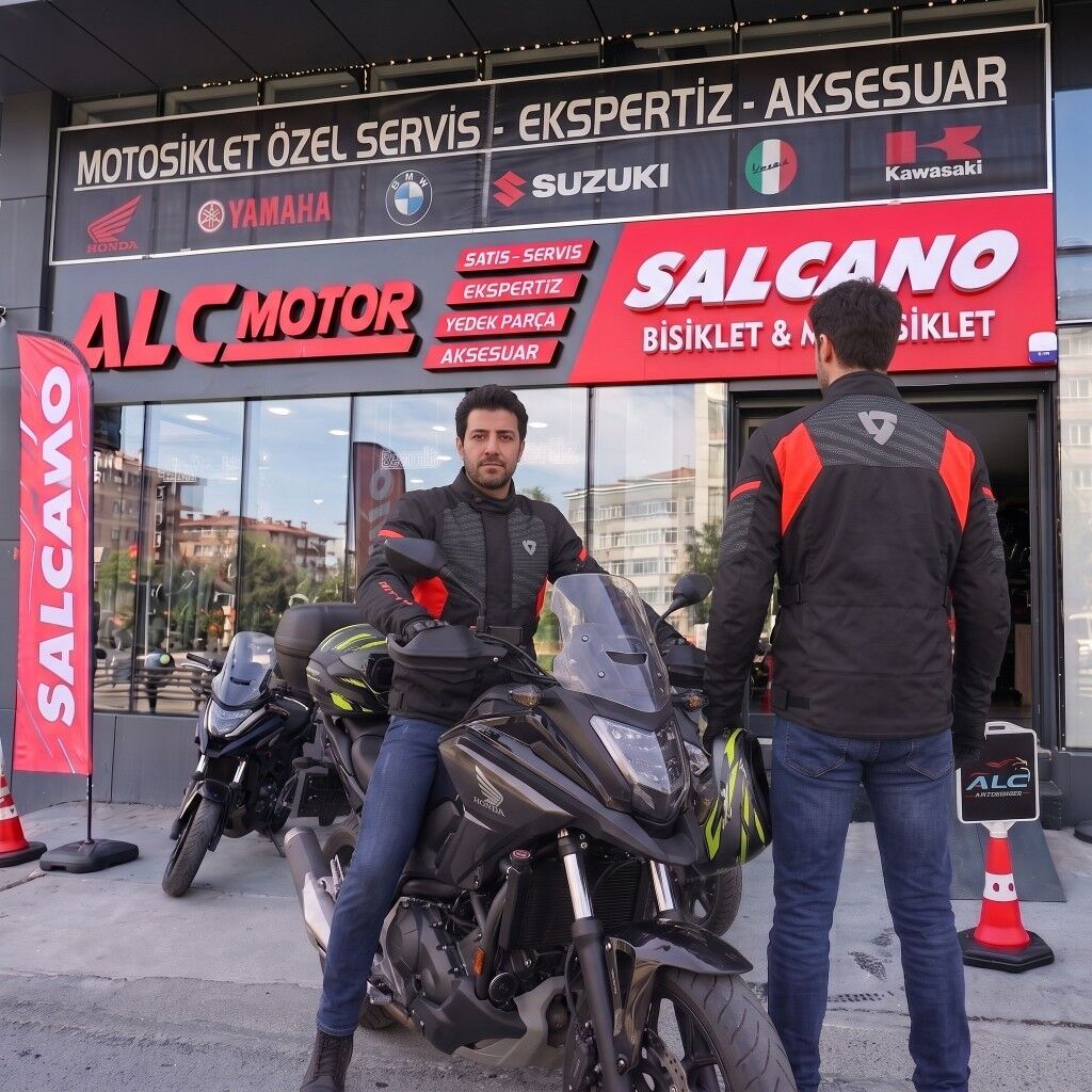 Revit Duke H2O Su Geçirmez Motosiklet Montu A Sertifikalı Ce Korumalı Alc Motosiklet Siyah Kırmızı - MEDIUM
