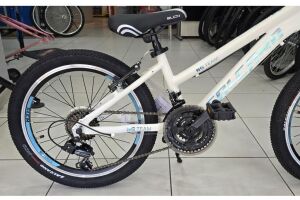 Salcano NG Team Girl 20V11 18 Vites Kız Çocuk Bisikleti (120-145 cm boy) Krem Mavi